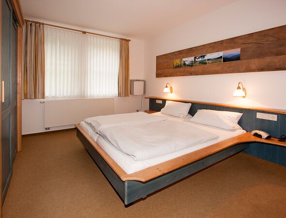 Ferienwohnung 12 Schlafzimmer mit Doppelbett