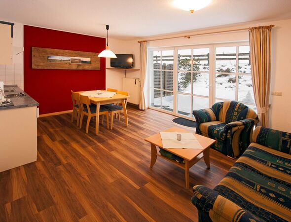 Ferienwohnung 14 Wohnbereich mit Küche
